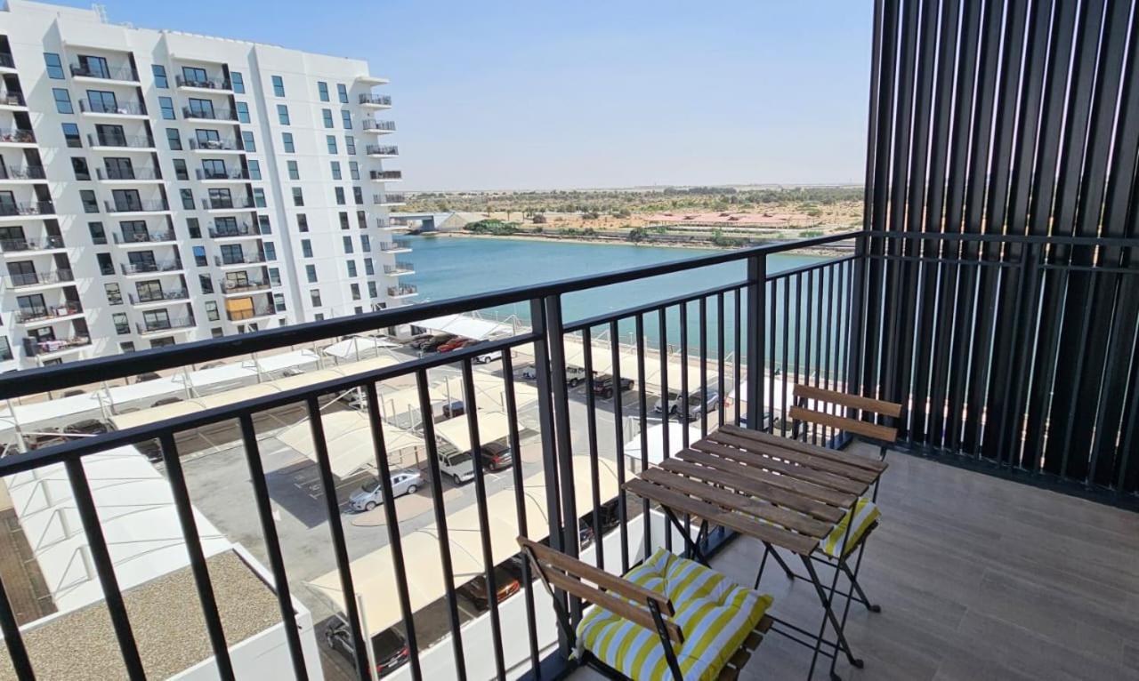 B1 Studio In Yas With Canal View Abu Dhabi Luaran gambar