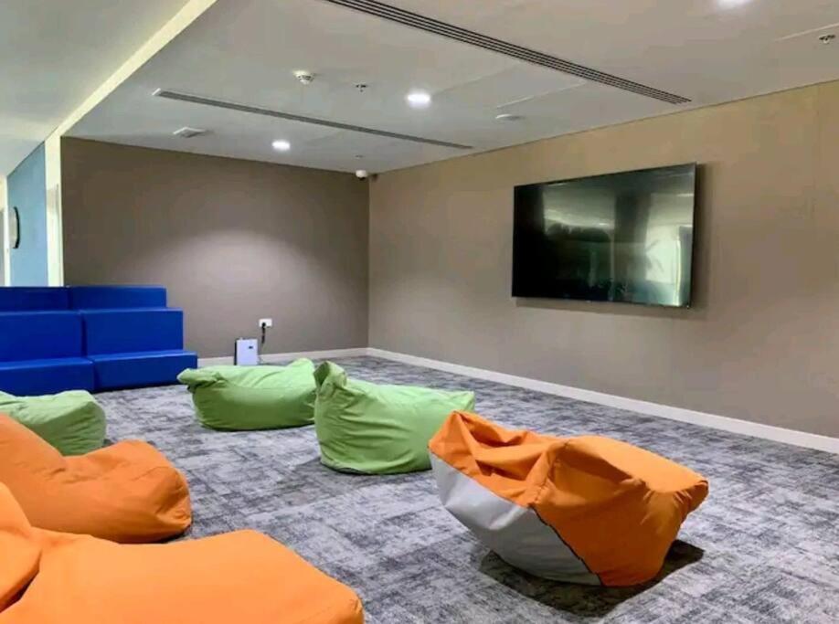 B1 Studio In Yas With Canal View Abu Dhabi Luaran gambar